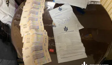 Слідчі ДБР блокували злочинну схему з вимагання неправомірної вигоди у підприємців, яку організував посадовець ДФС (ВІДЕО)